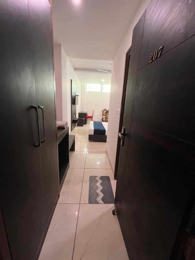 Hotel Woodcrest Zirakpur - Best Family Hotel By - A Unit Of Sidham Group Exterior photo